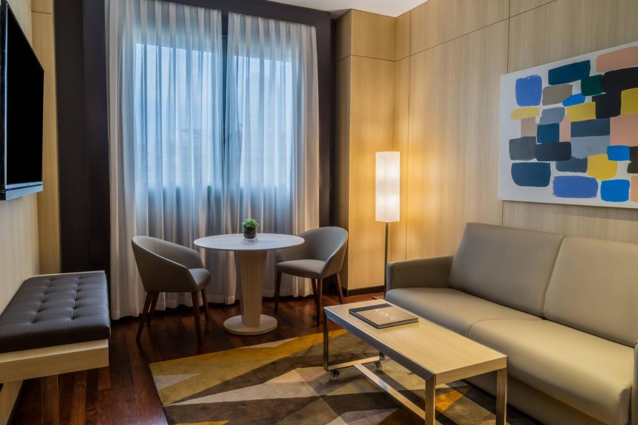 Ac Hotel Valencia By Marriott Exterior photo